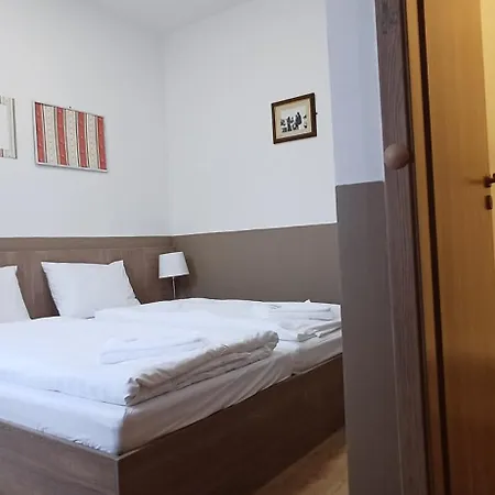 Vighajos Panzio 4* Budapesta