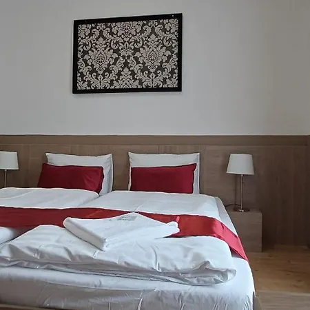 Vighajos Panzio B&B 4*